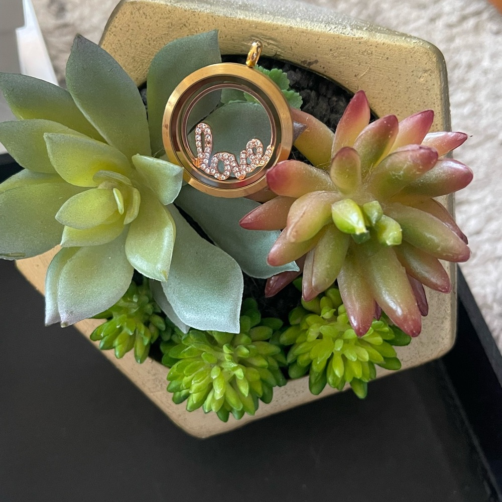 Origami Owl Gold 'love' Crystal Floating Locket Charm